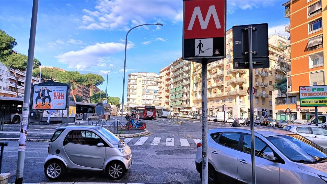 Apartamento Casa Mia Metro A 100mt Roma