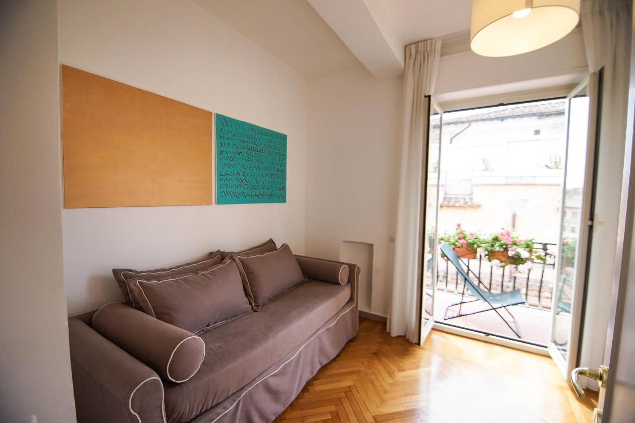 In Colosseo View Luxury Apartamento *