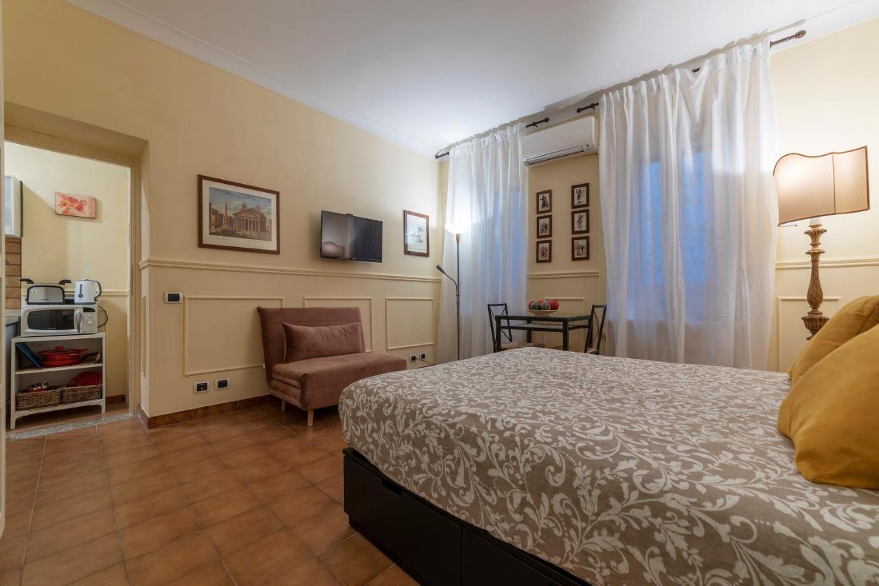 Piazza Navona & Pantheon Apartment Rome