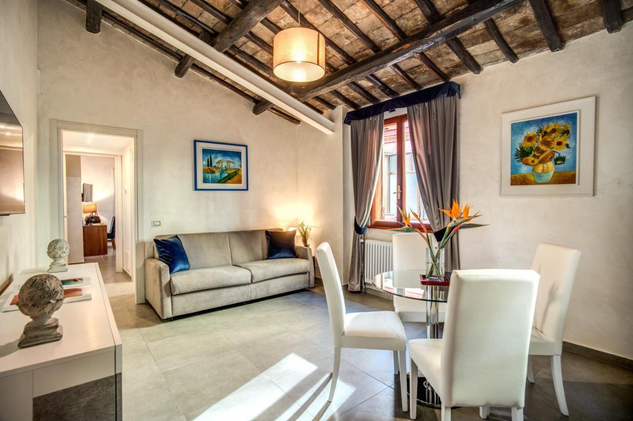 Affittacamere Tritone House