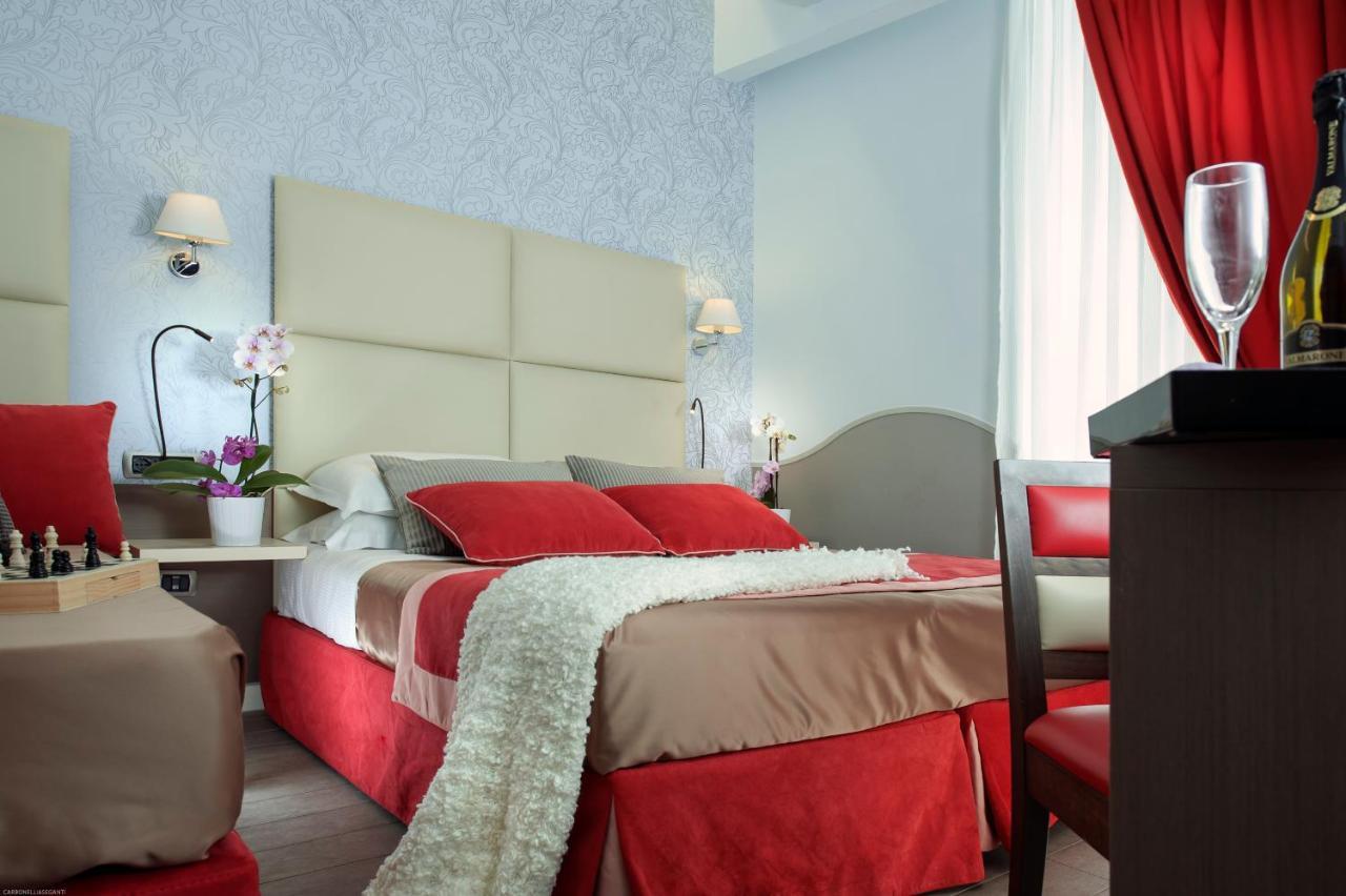 Hotell Demetra 4*