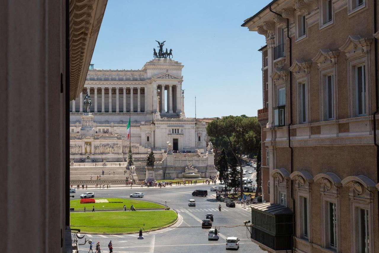 Amazing Piazza Venezia