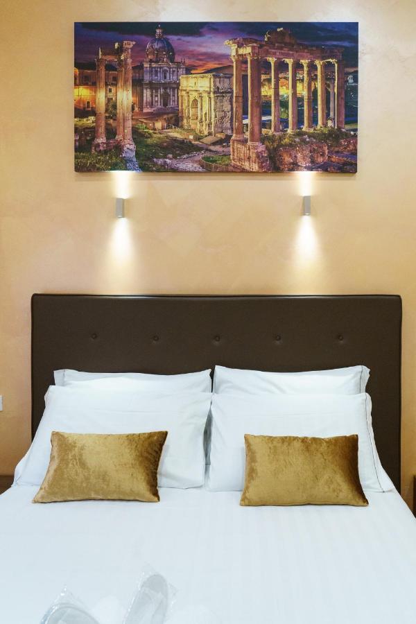 Trinity Luxury Pensión 3*