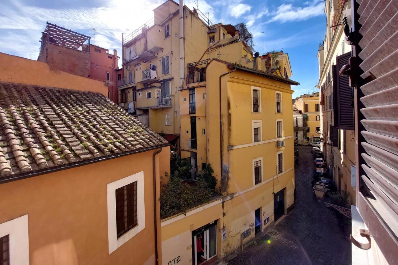 Take Me - Forum Apartment *
