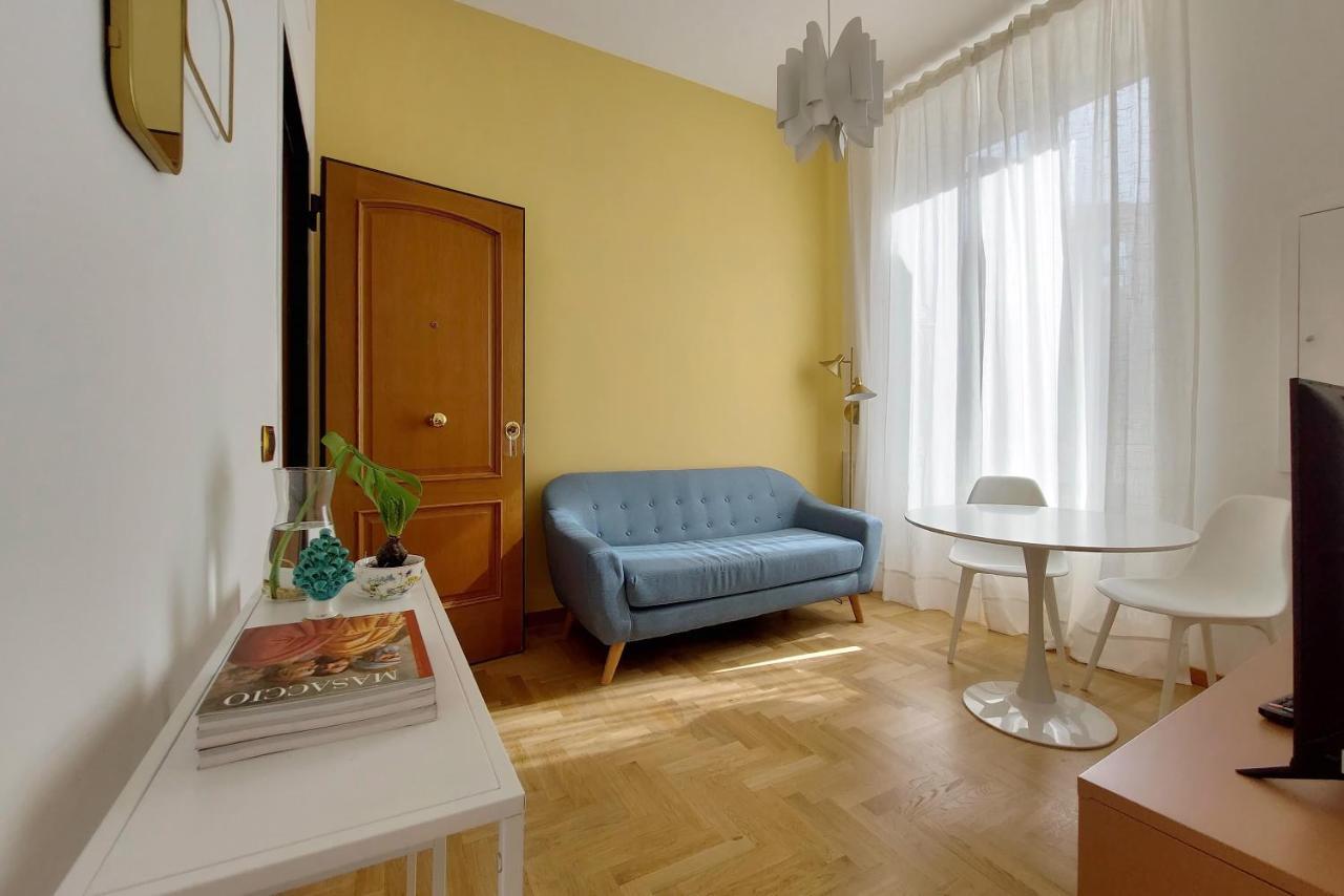 Take Me - Forum Apartment