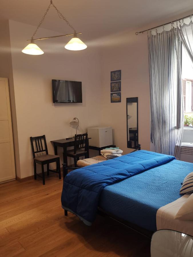 103 Bed & Breakfast Roma