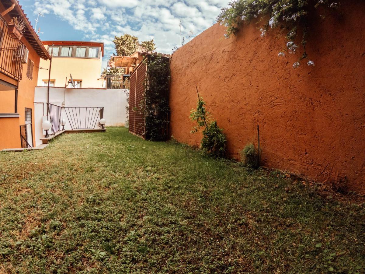 Renella 92 Apartment Rom