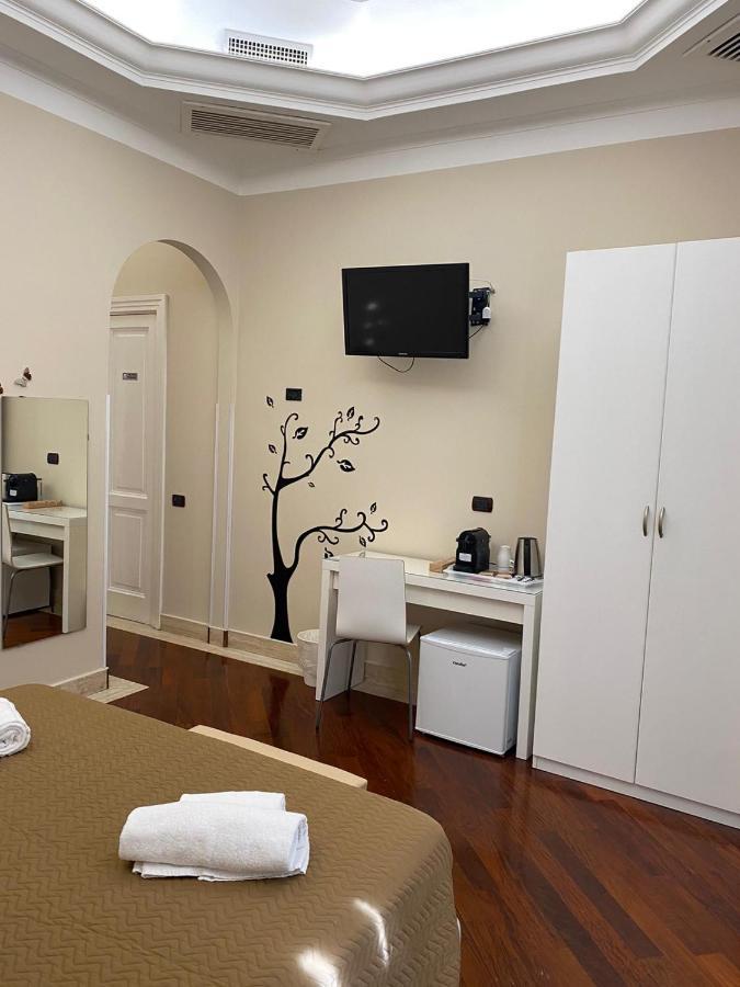 Rent Saint Peter * Rom