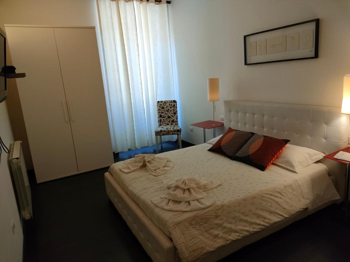Royal 22 Guest house *