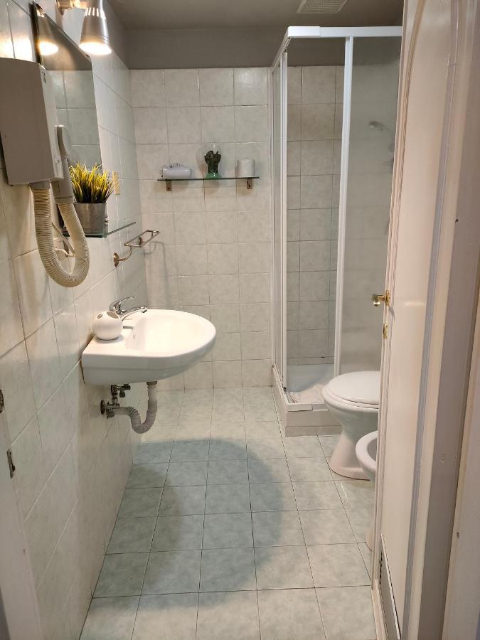 Royal 22 Guest house
