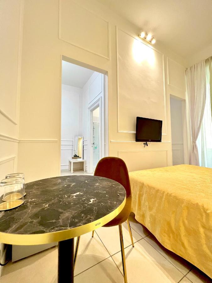 Relais Mazzini Pensión *
