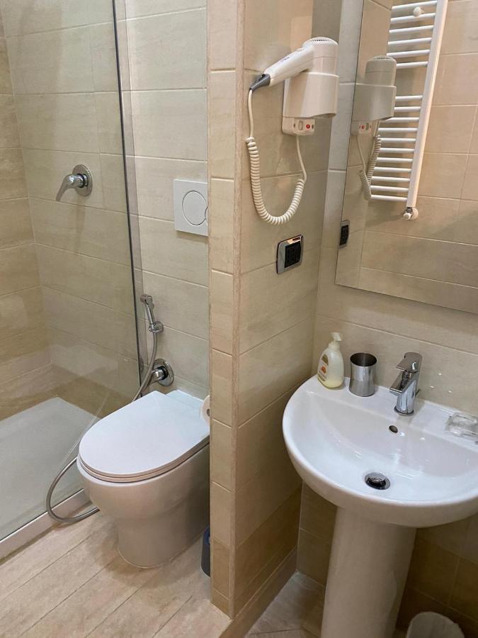 Rent Saint Peter Rom