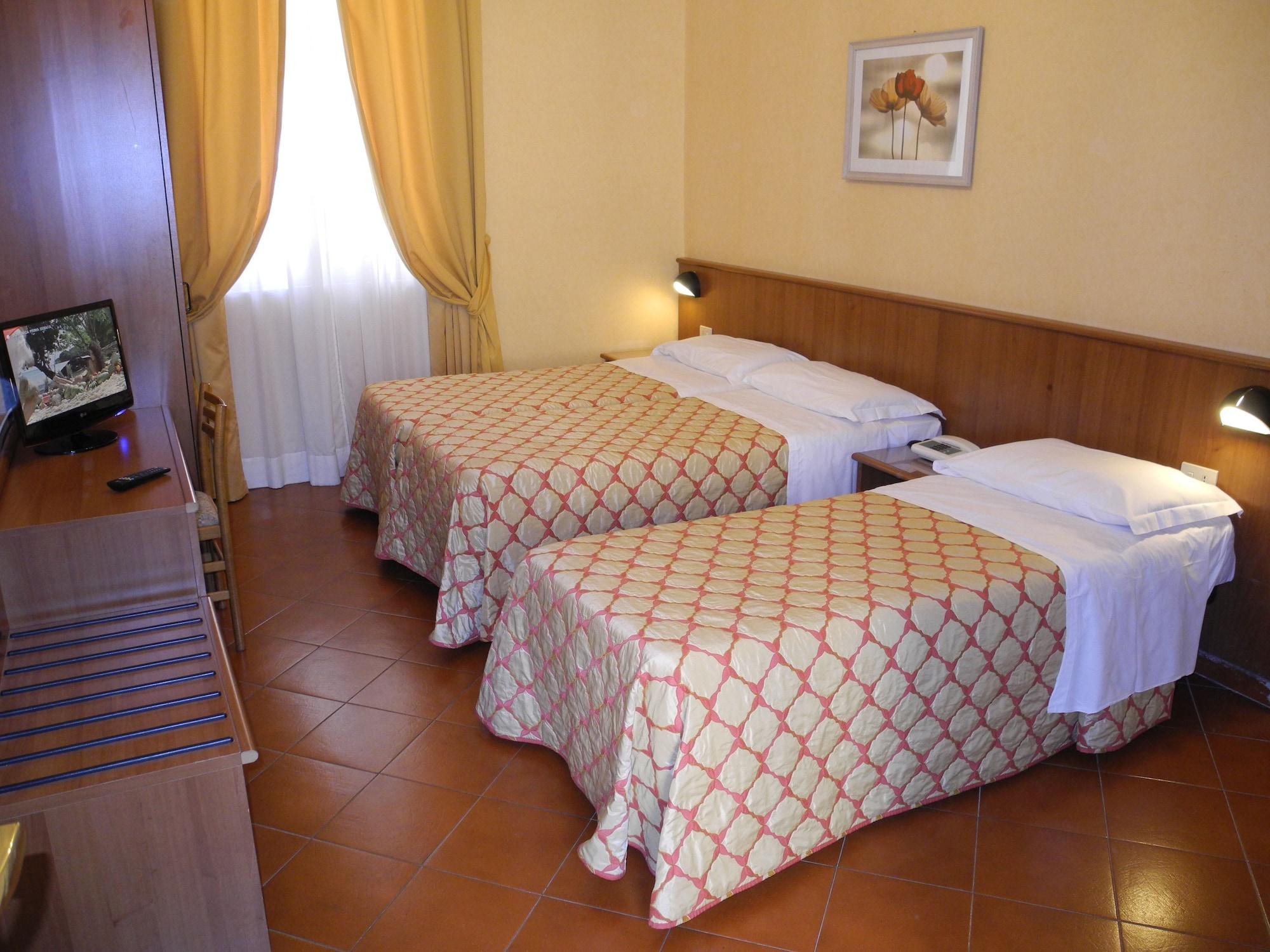 Hotel Corona Rome