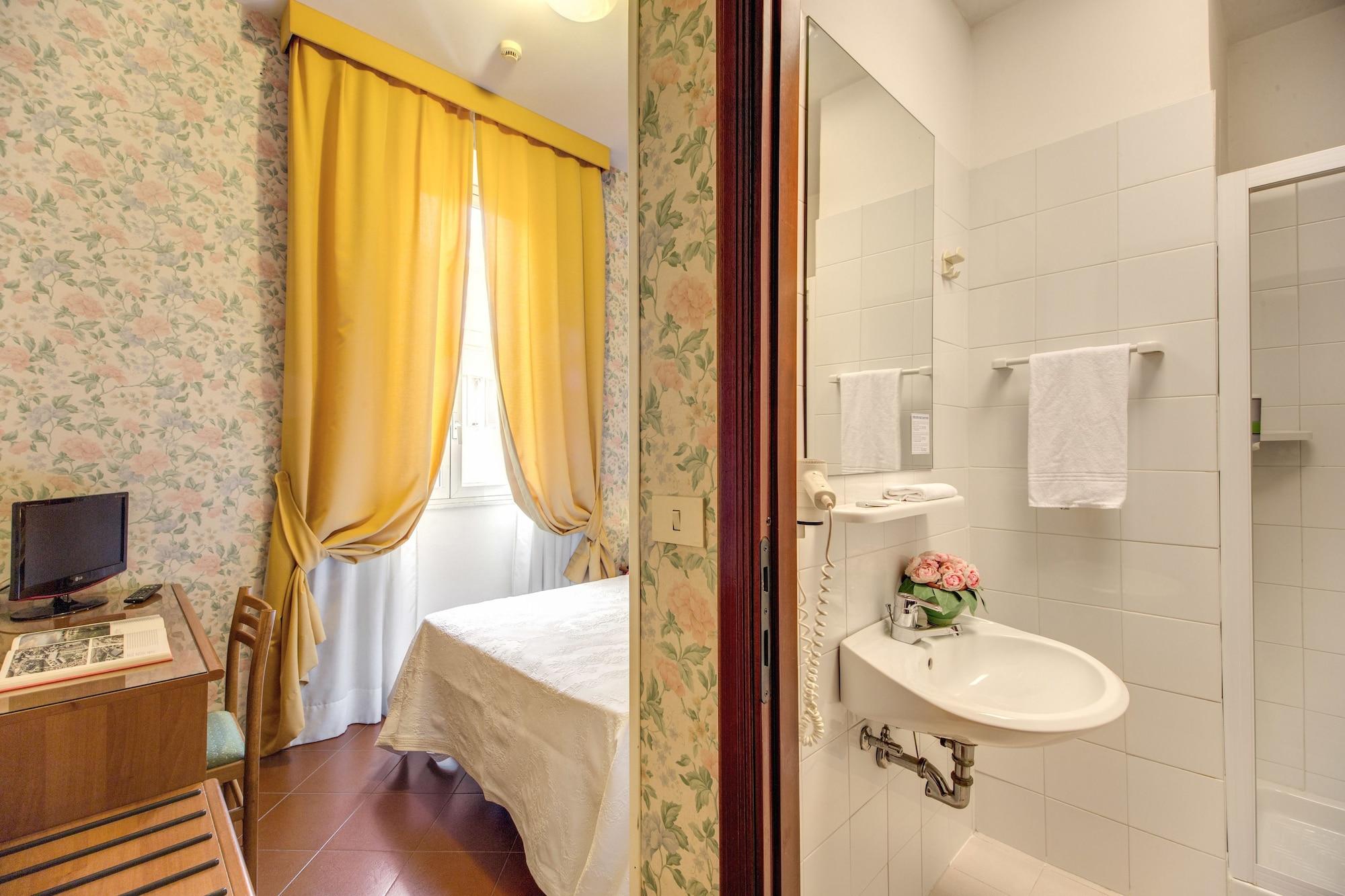 Hotel Corona Hotel 3*