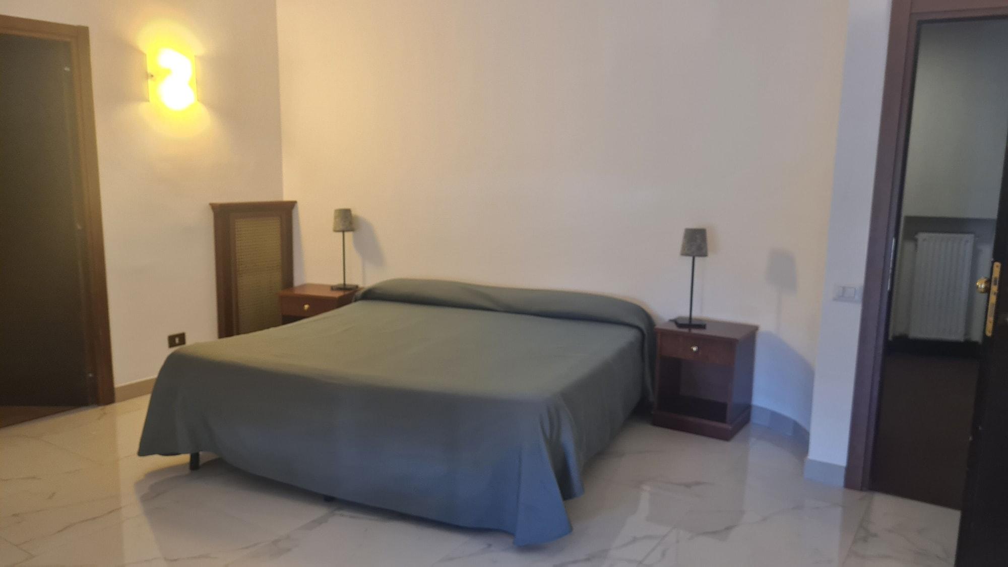 Parco Tirreno 4* Rom