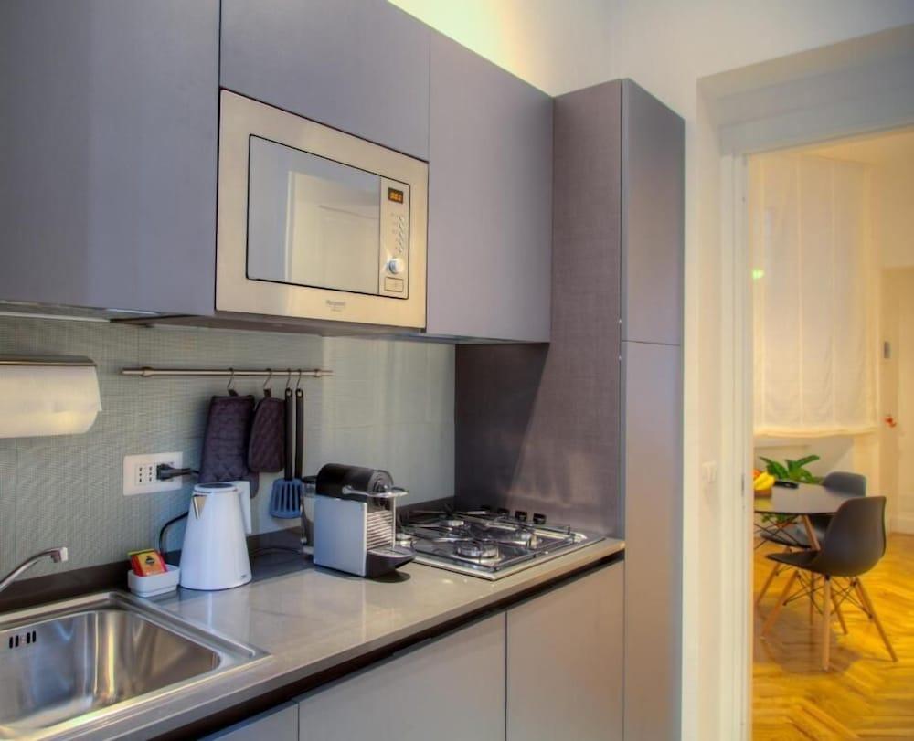 Beccaria A Piazza Del Popolo Bed & Breakfast 2*