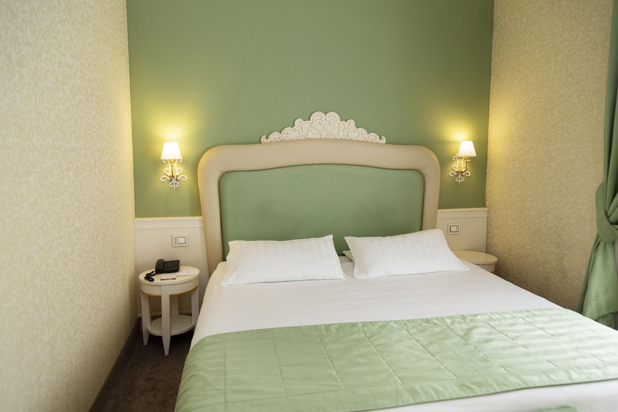 Leonardo Boutique Monti 4* Rom