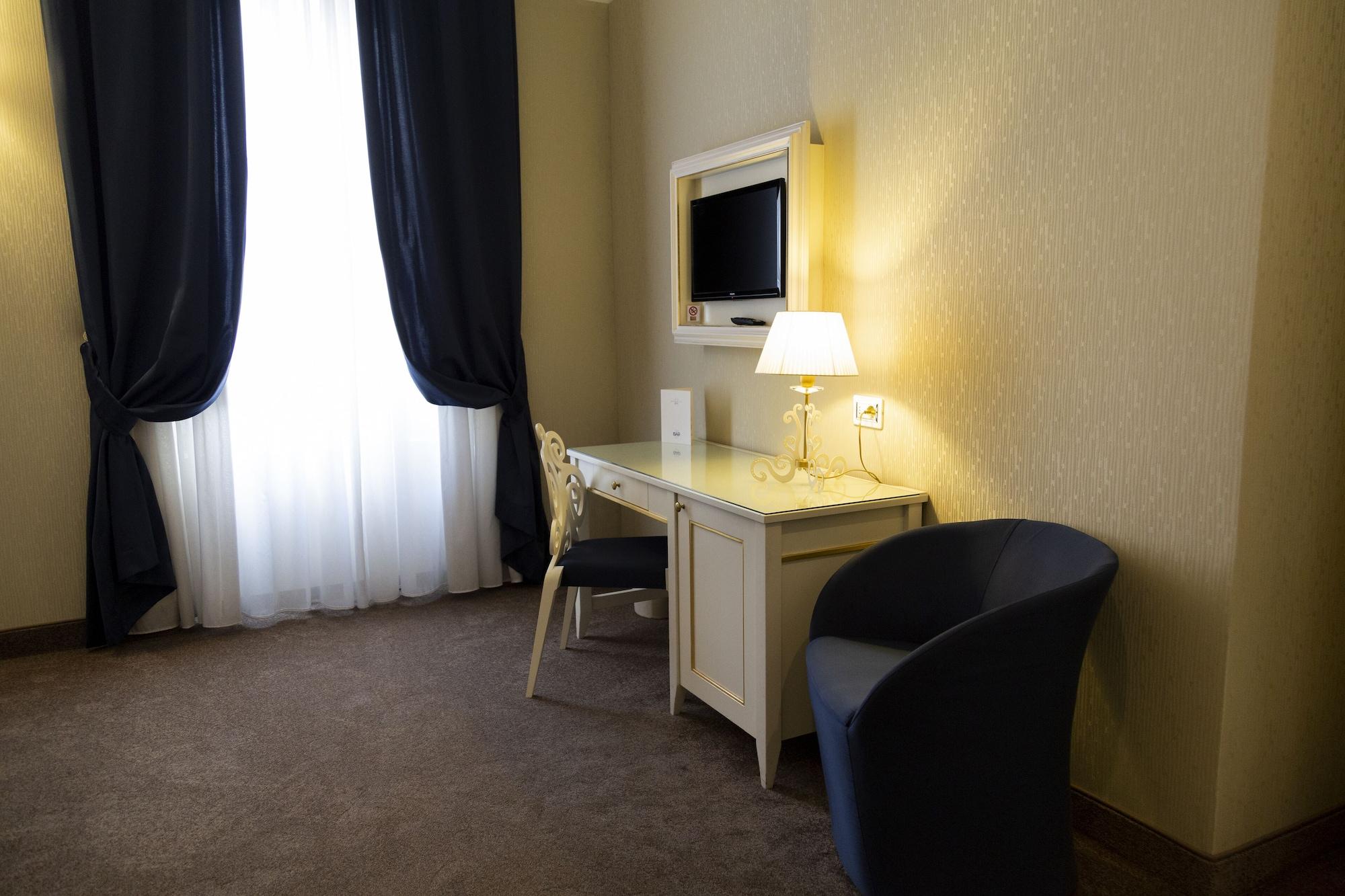 Leonardo Boutique Monti 4* Rom