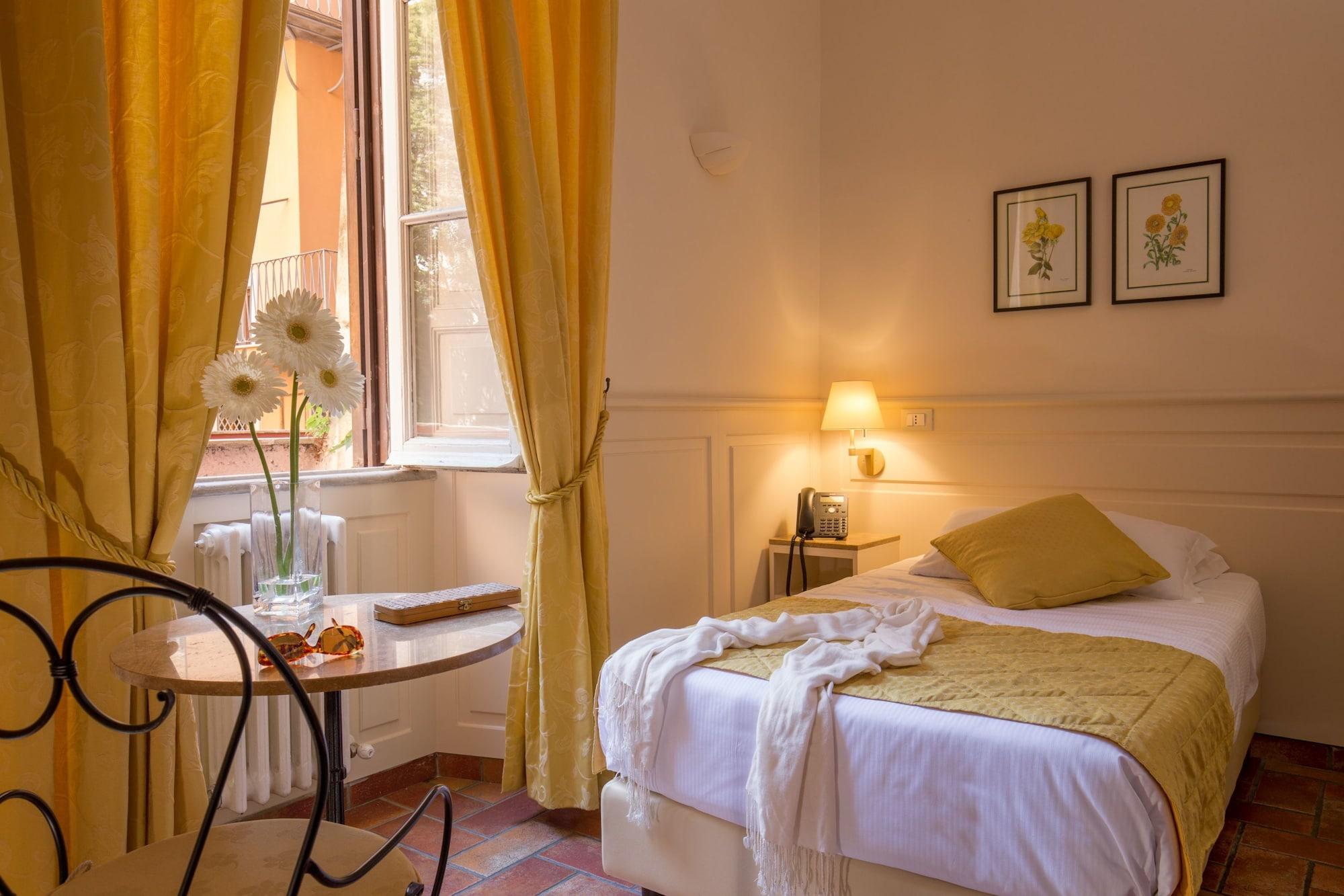 Aenea Bed & Breakfast 3*