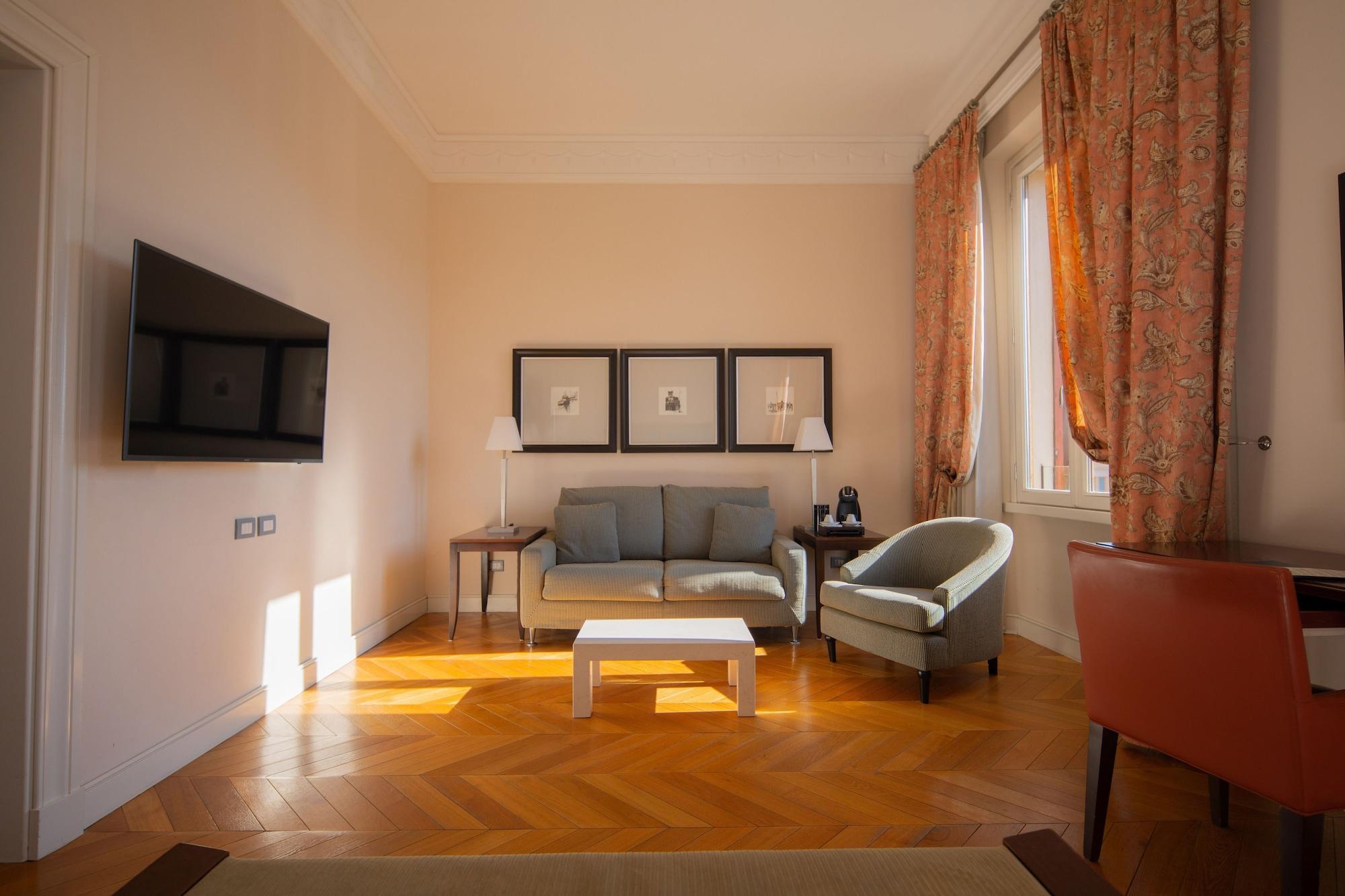 Hotel Rose Garden Palace By Omnia 4*