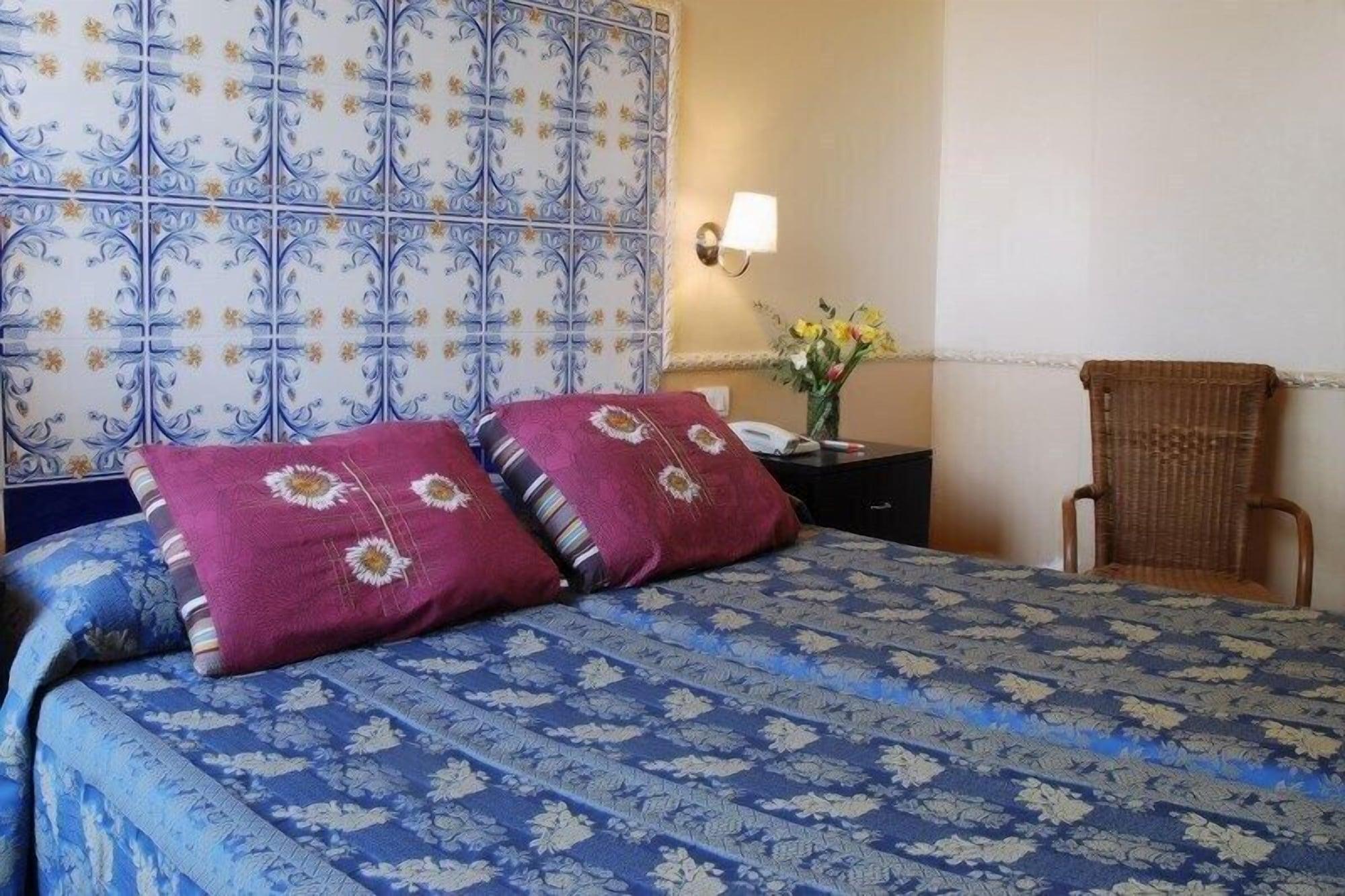 Picasso Hotel *