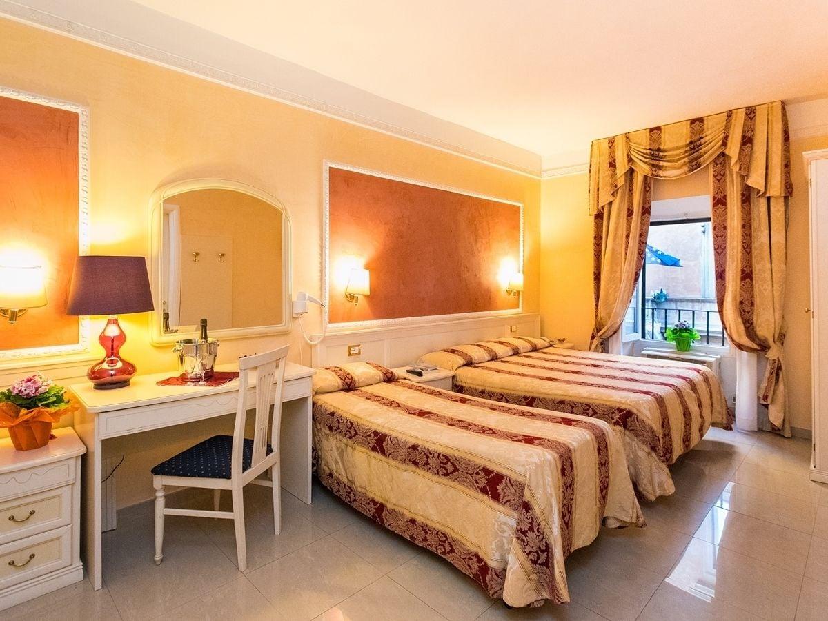 Erdarelli Hotel 3*
