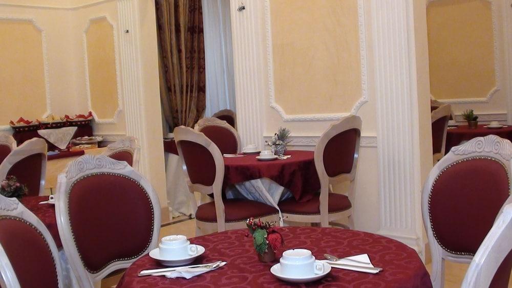 Erdarelli Hotel 3*