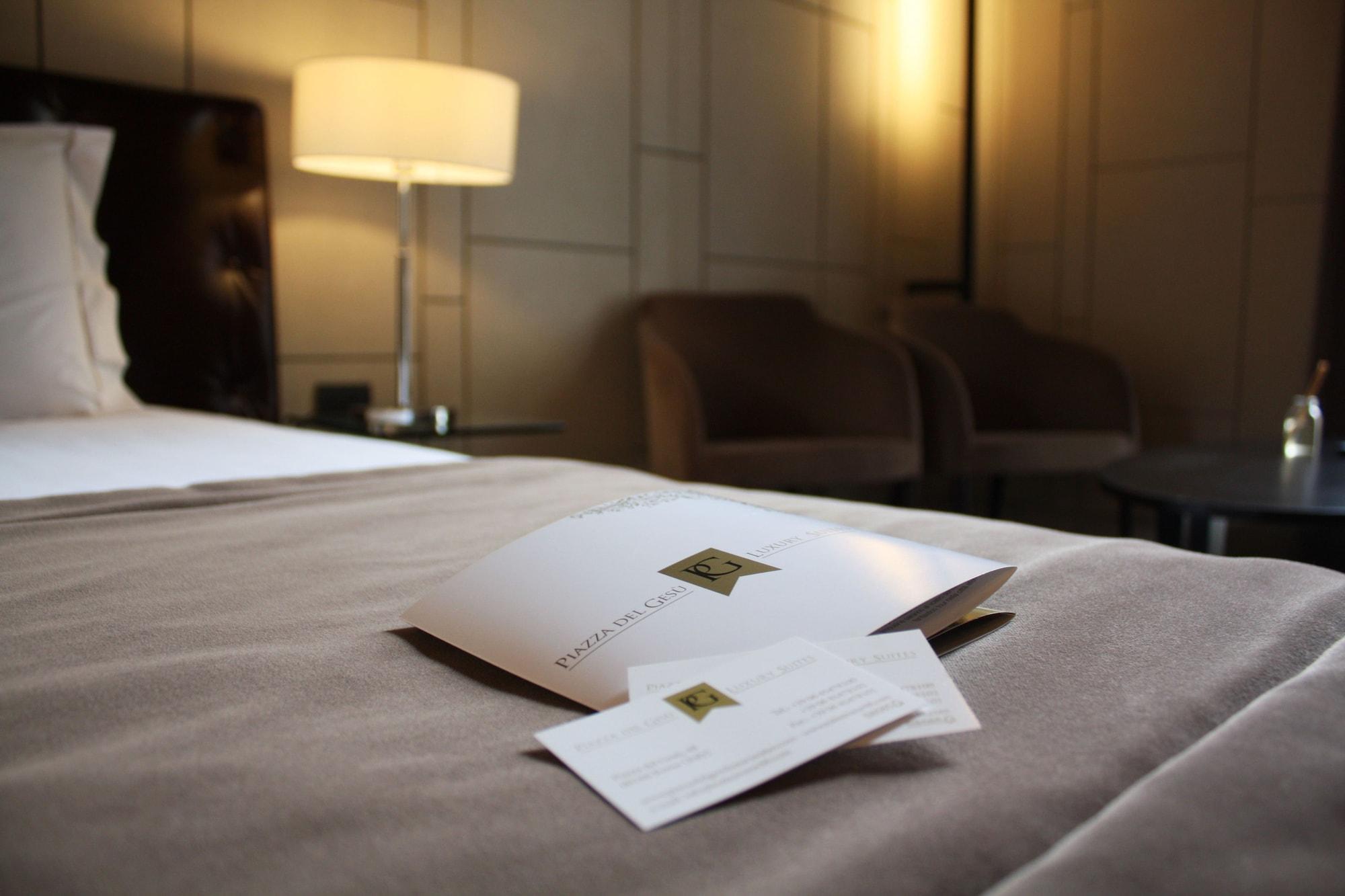 Pensión Piazza Del Gesu' Luxury 2*