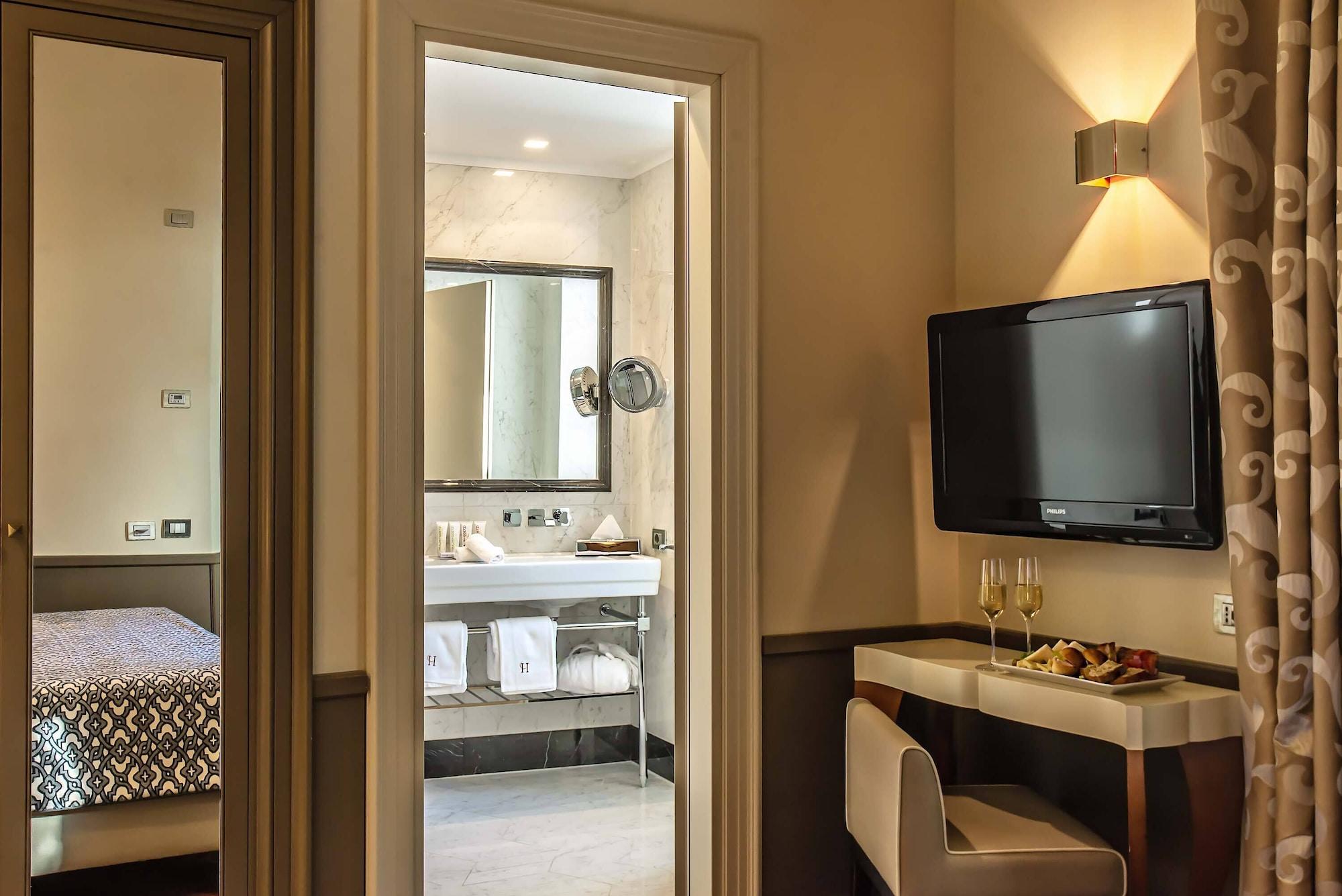 Lunetta Hotel 4*
