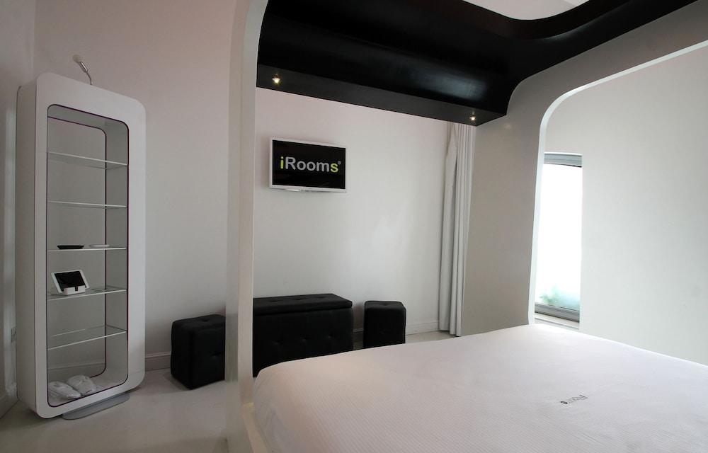 Irooms Forum & Colosseum 4* Roma