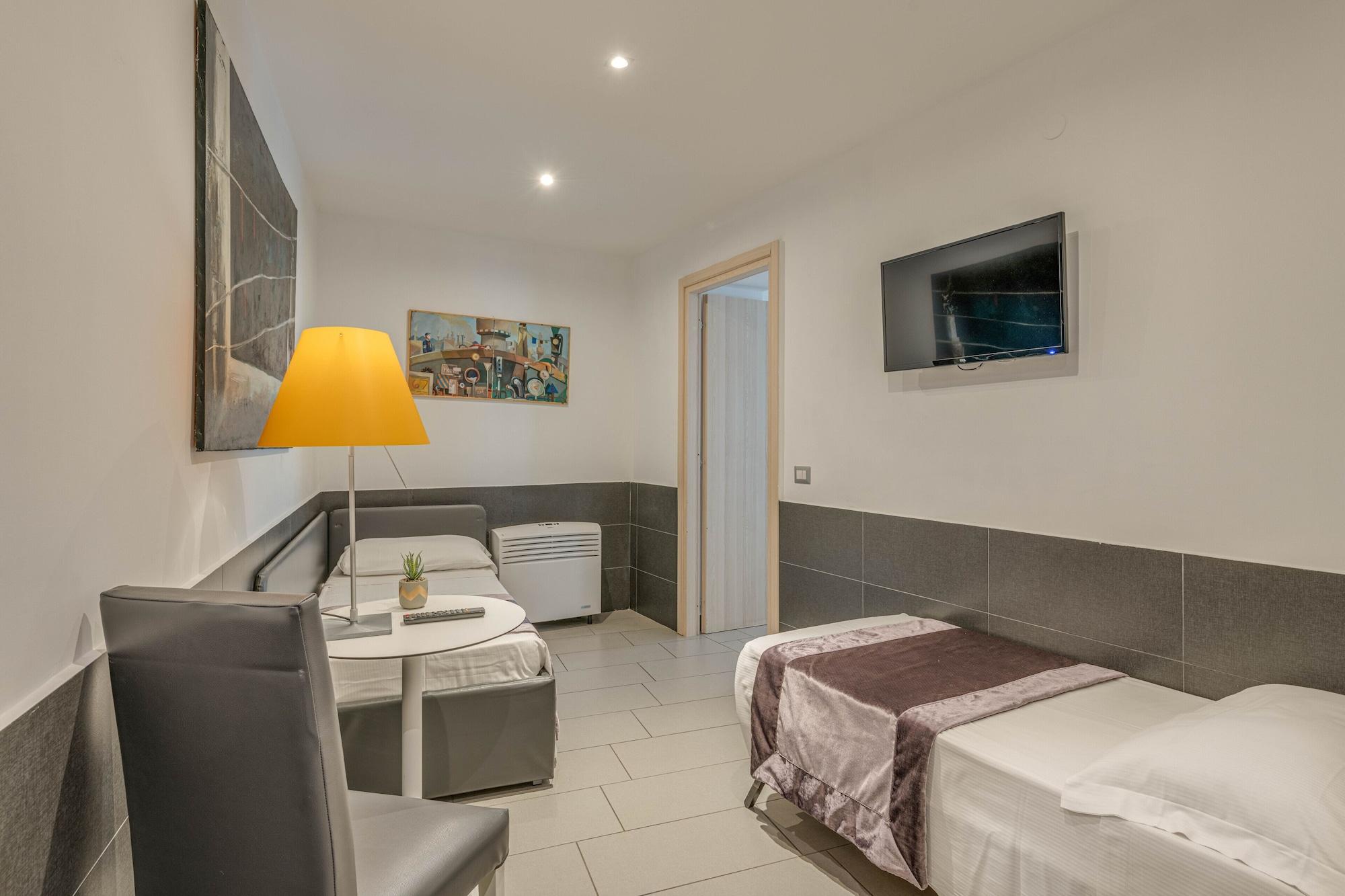 Hotel Trevi Palace 3*