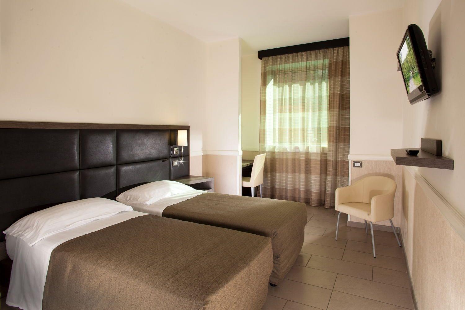 Hotel Artis 4*