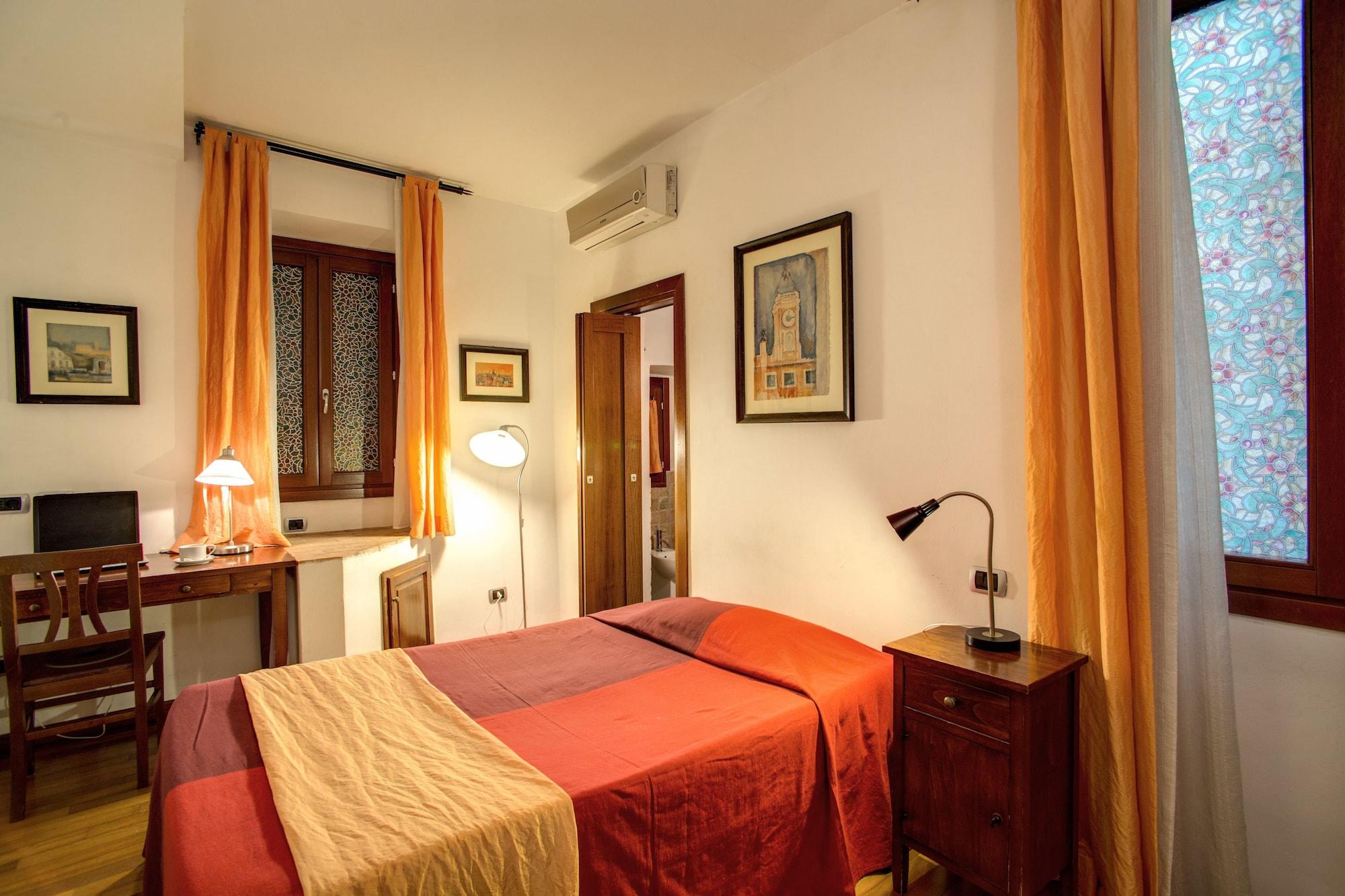 Residenza Domizia Affittacamere 3*