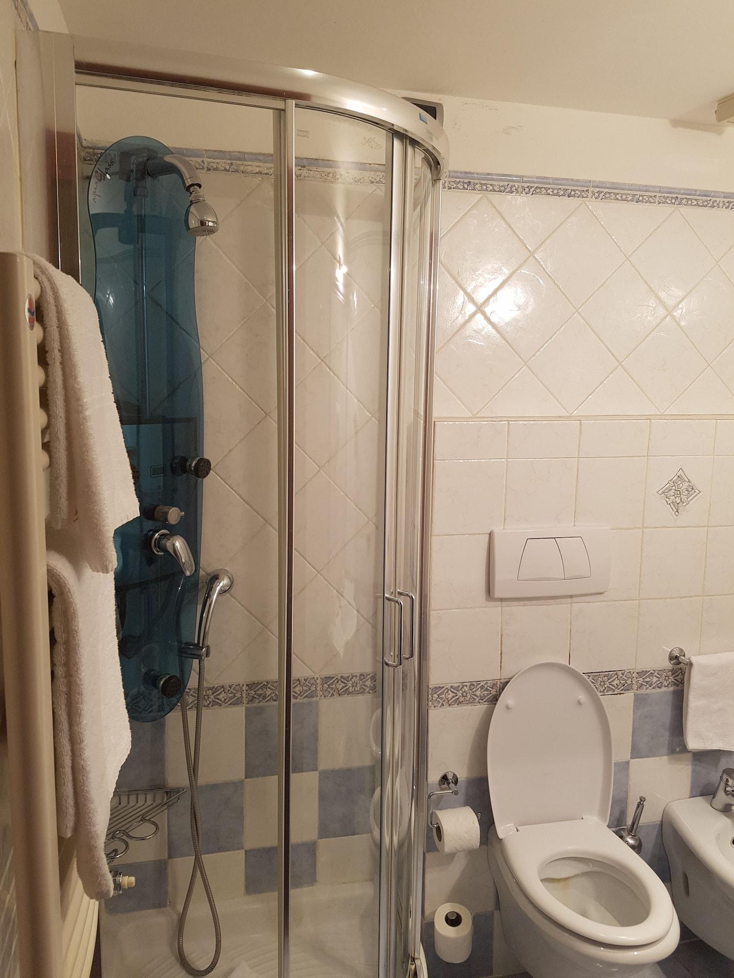 69 Manin Street Gasthof Rom