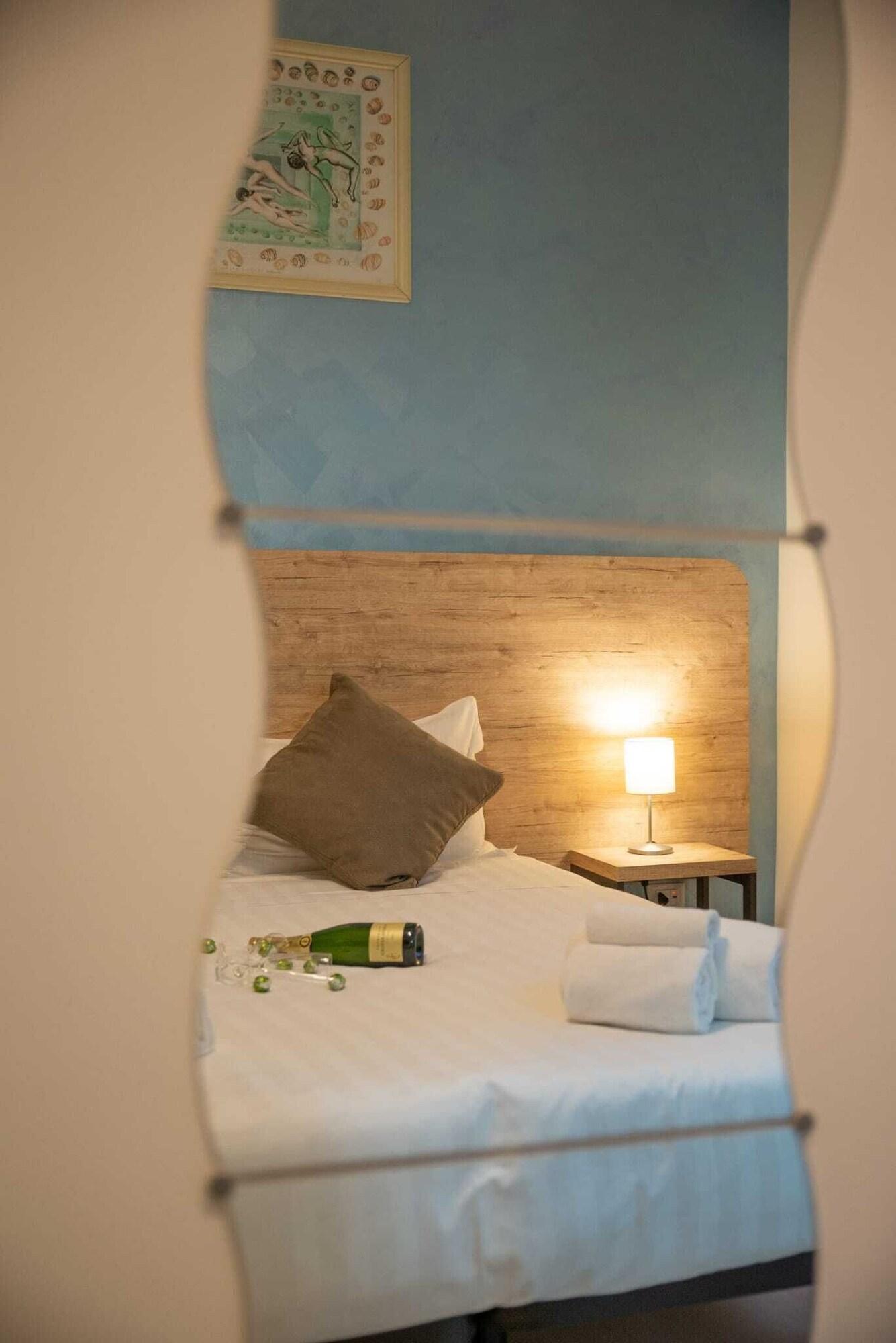Romerooms Bed & Breakfast 3*