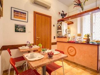 Giovy Bed & Breakfast 2*
