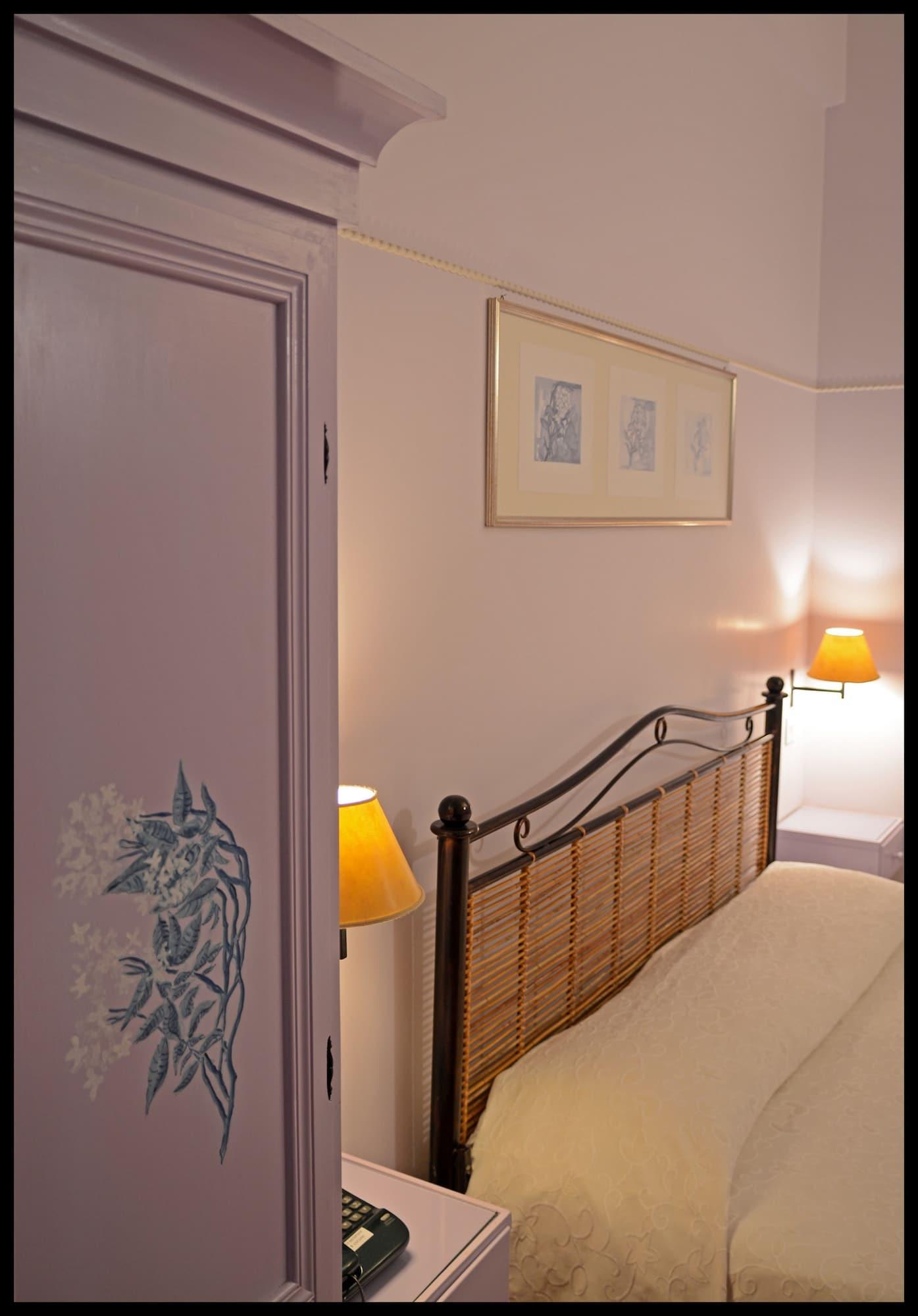 Hotell Lilium Boutique 3*