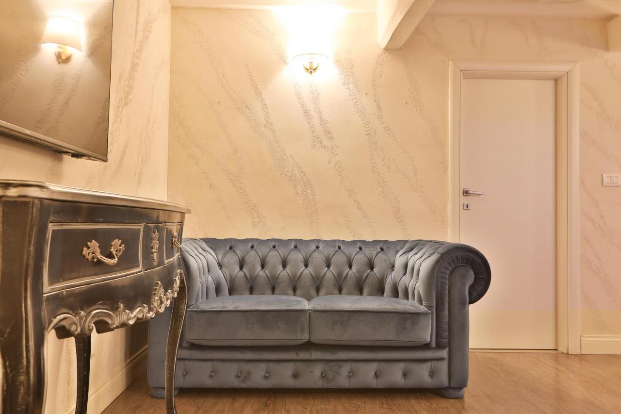 Grottini Luxury ~ Pantheon