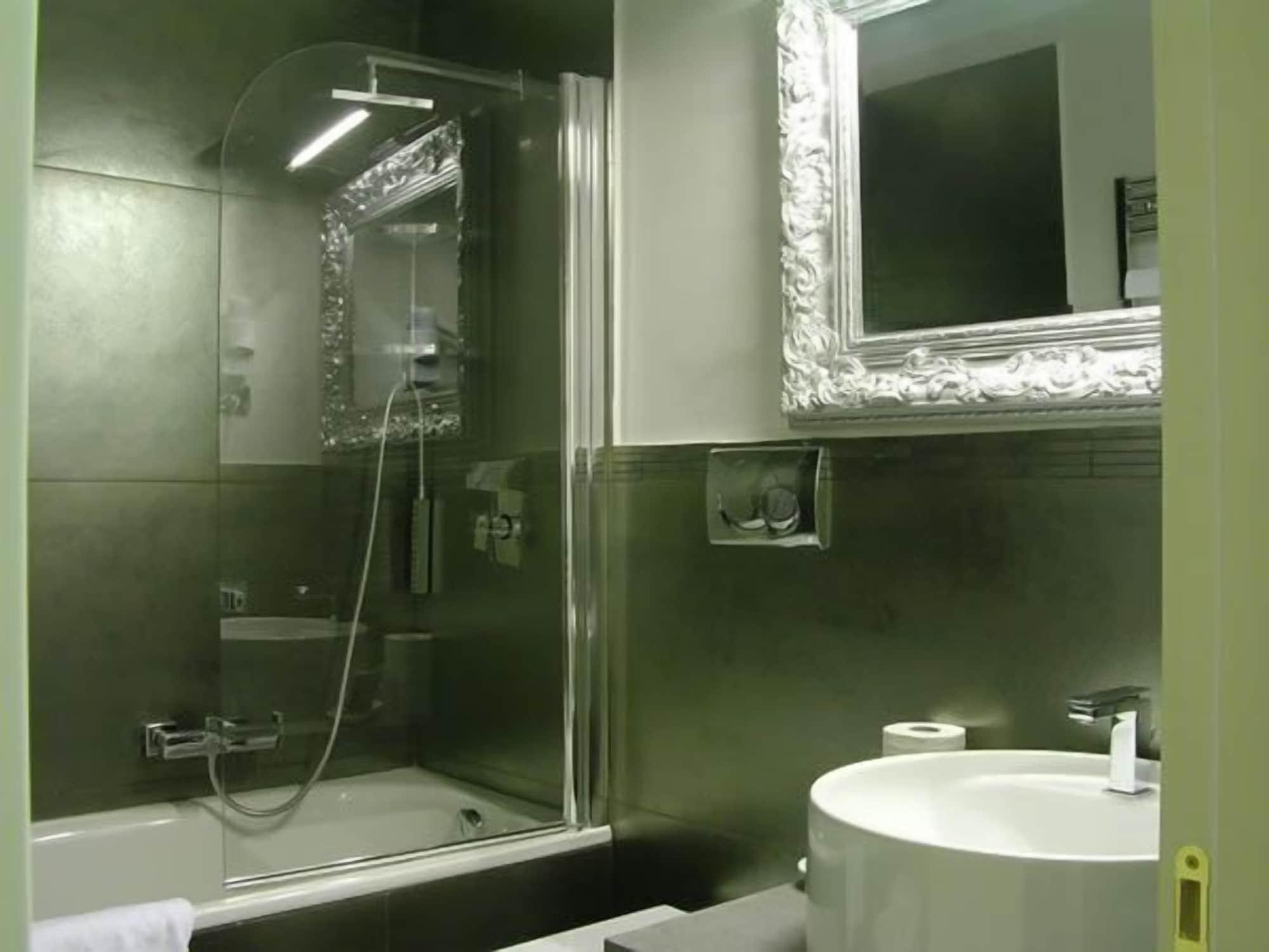 Lh Andreotti Hotel 3*