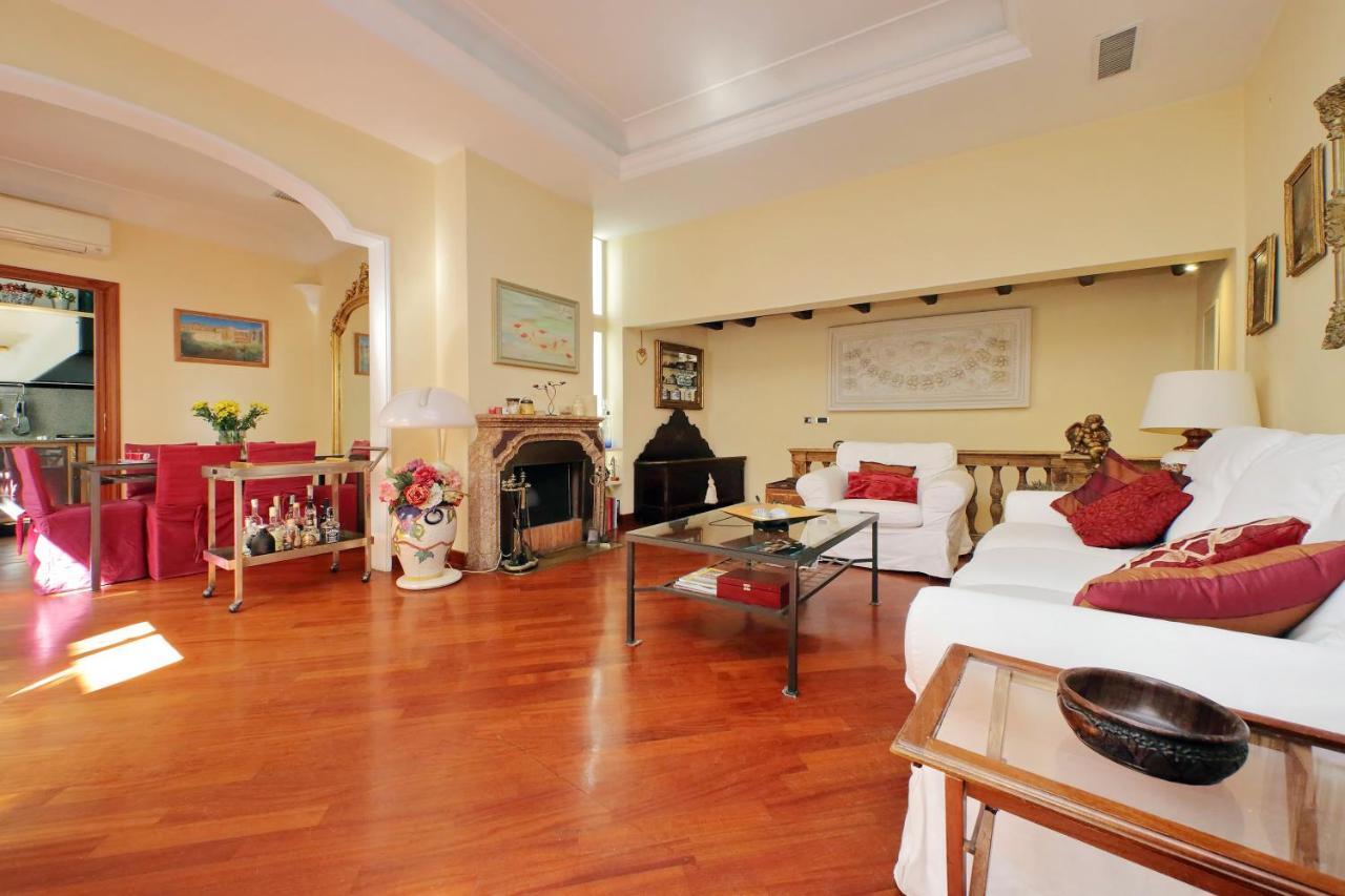 4bnb - Luxury Trevi W Terrace Roma