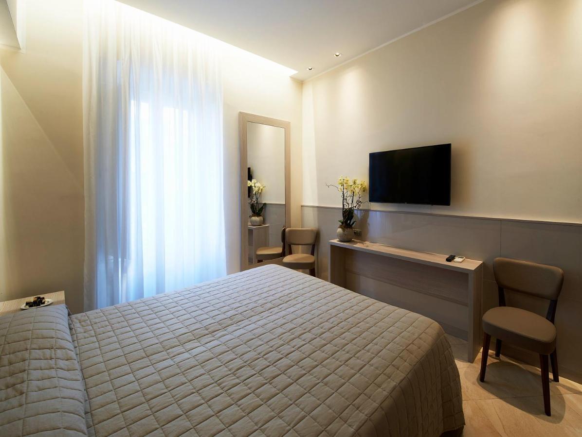 Harry's Bar Trevi Luxury - Mignanelli Apartment Rome