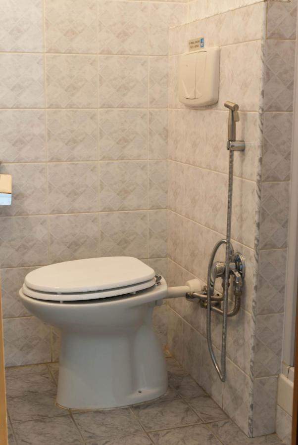 Pepe's Place - Re Di 3* Rom