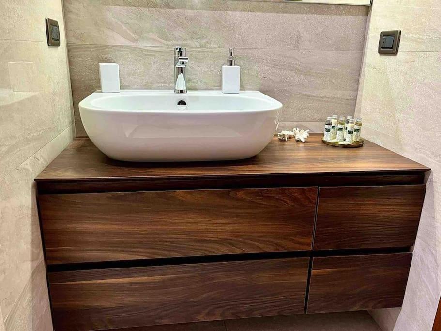 Appartamento Intero Eur Torrino Nuovo Lifehome Roma