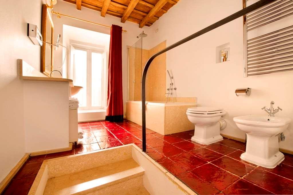 Residenza Frattina Affittacamere 2*