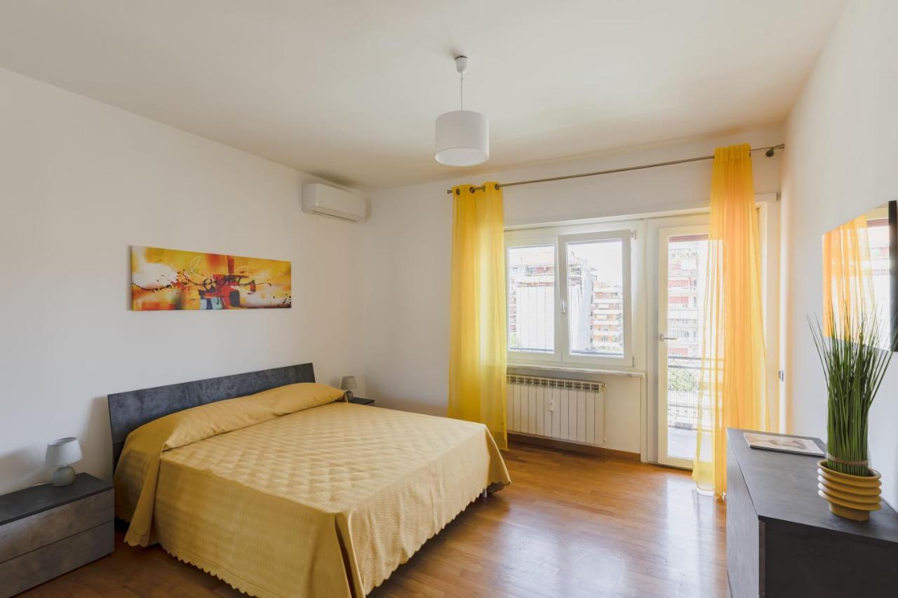 Apartamento Cinecitta Incantevole E Moderno 2+2+1 Ac Wifi Roma