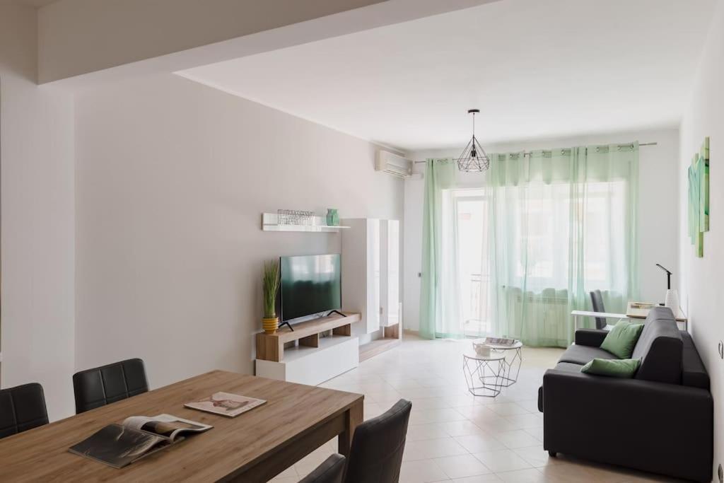 Apartamento Cinecitta Incantevole E Moderno 2+2+1 Ac Wifi *