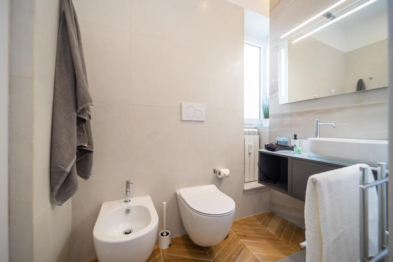 Apartamento Colosseo Luxe In The Center Of