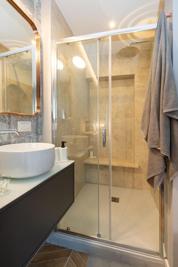 Apartamento Colosseo Luxe In The Center Of *