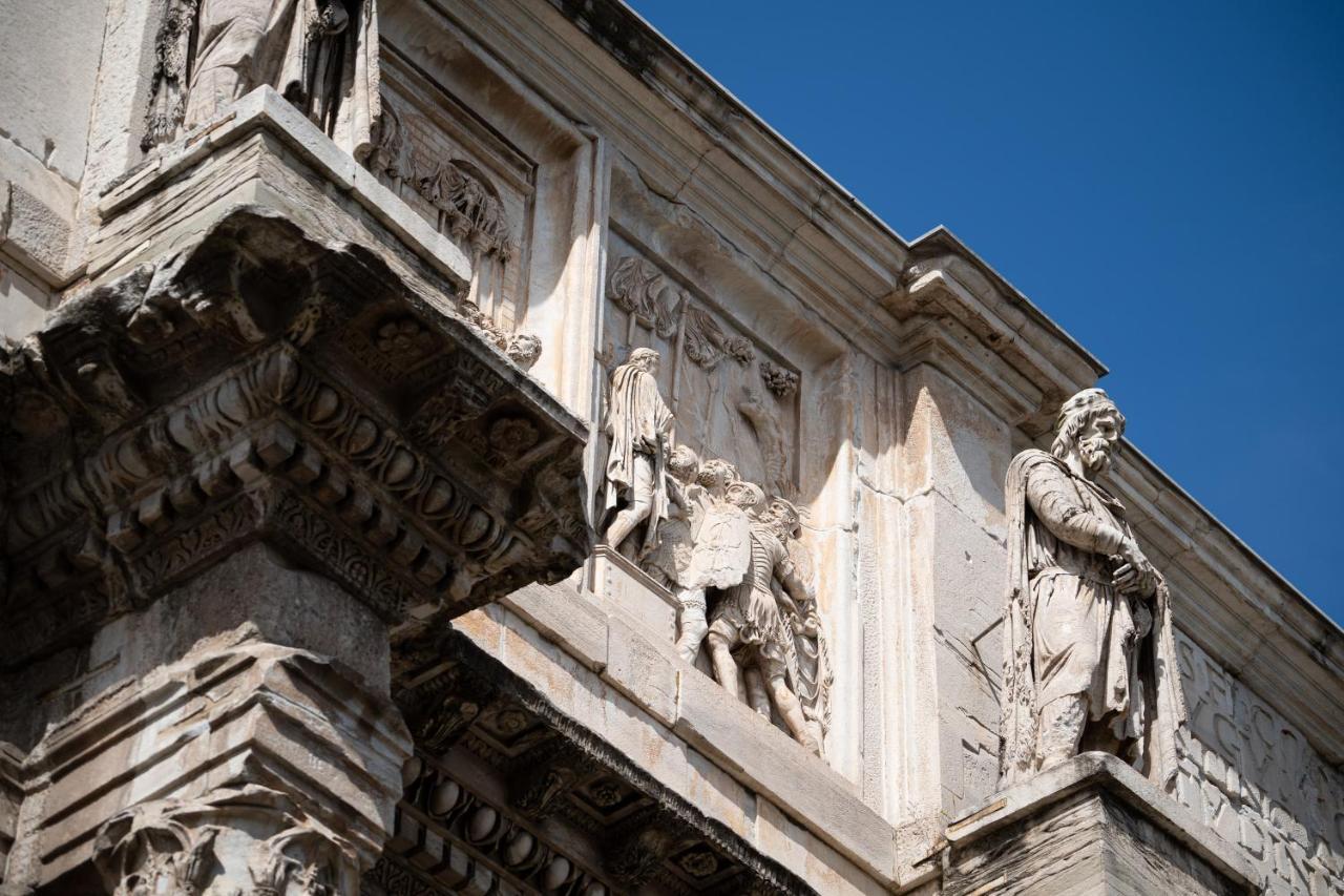 Apartamento Colosseo Luxe In The Center Of *
