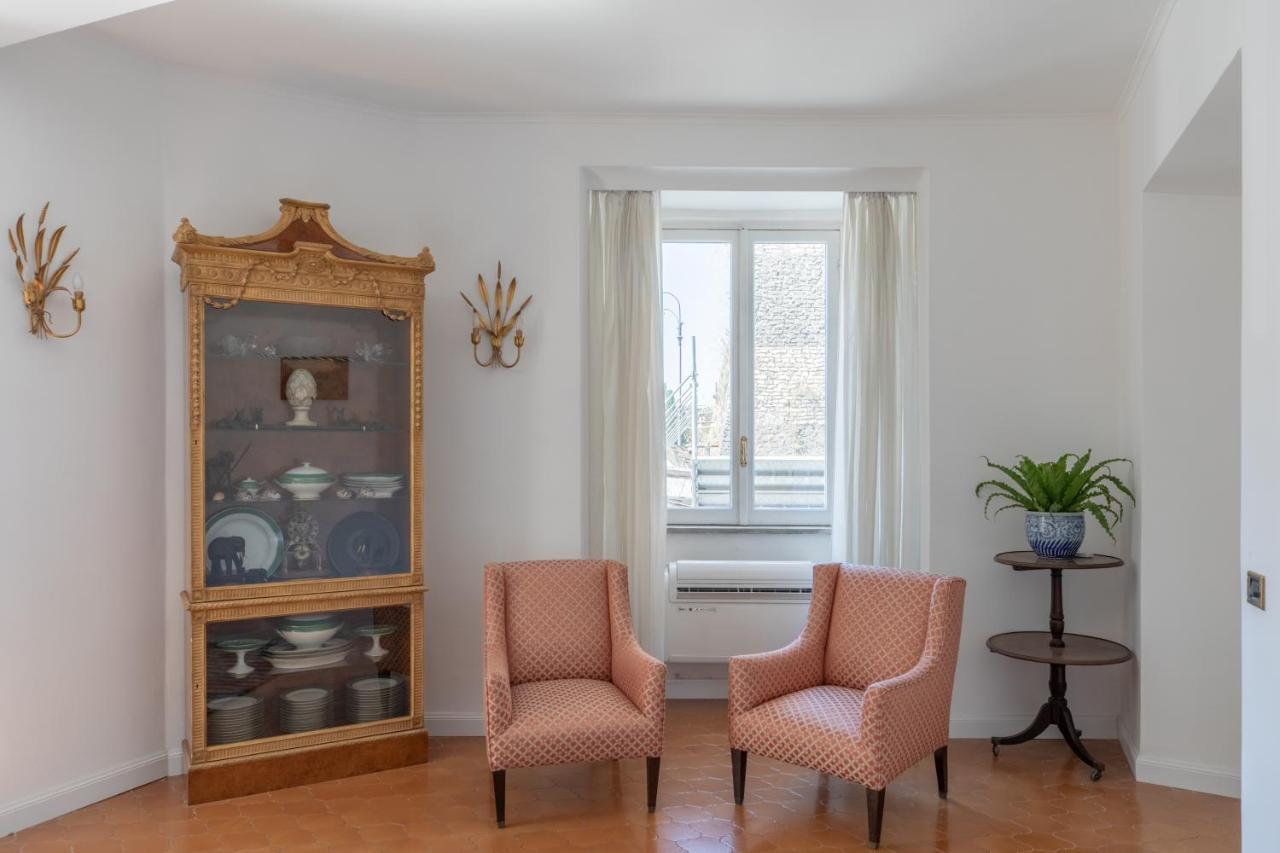 Iflat Modern In The Monti Area Apartment